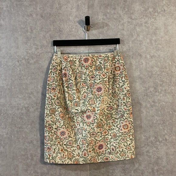 Talbots Cotton Vintage Tan Floral Knee Length Skirt with Slit Corduroy Blush - Picture 7 of 7